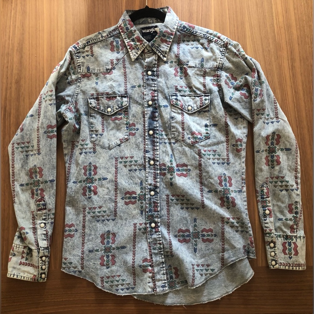 Vintage Wrangler southwest print chambray button down shirt